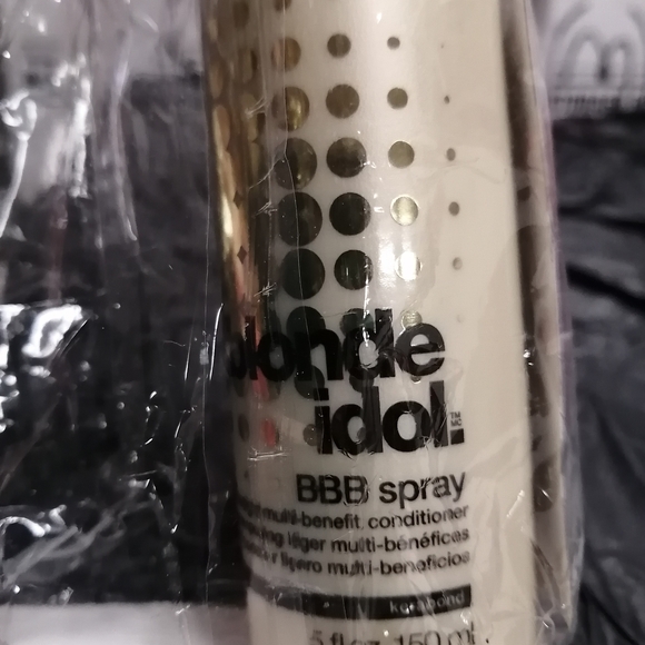 Redken Blonde Idol Hair Treatment - Picture 3 of 3
